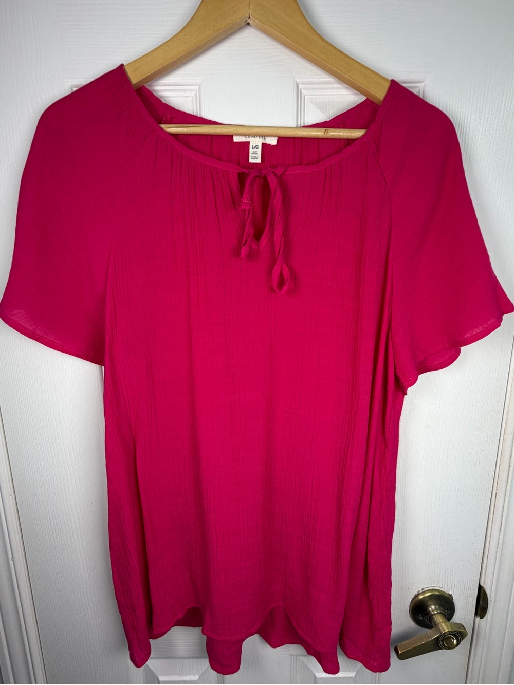 Como Blu Fuchsia Tie Neck Blouse Women's Size L Short Sleeve Lightweight Top